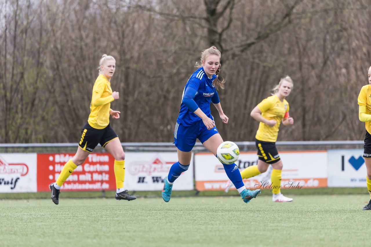 Bild 207 - F SSC Hagen Ahrensburg - SV Frisia Risum-Lindholm : Ergebnis: 1:2